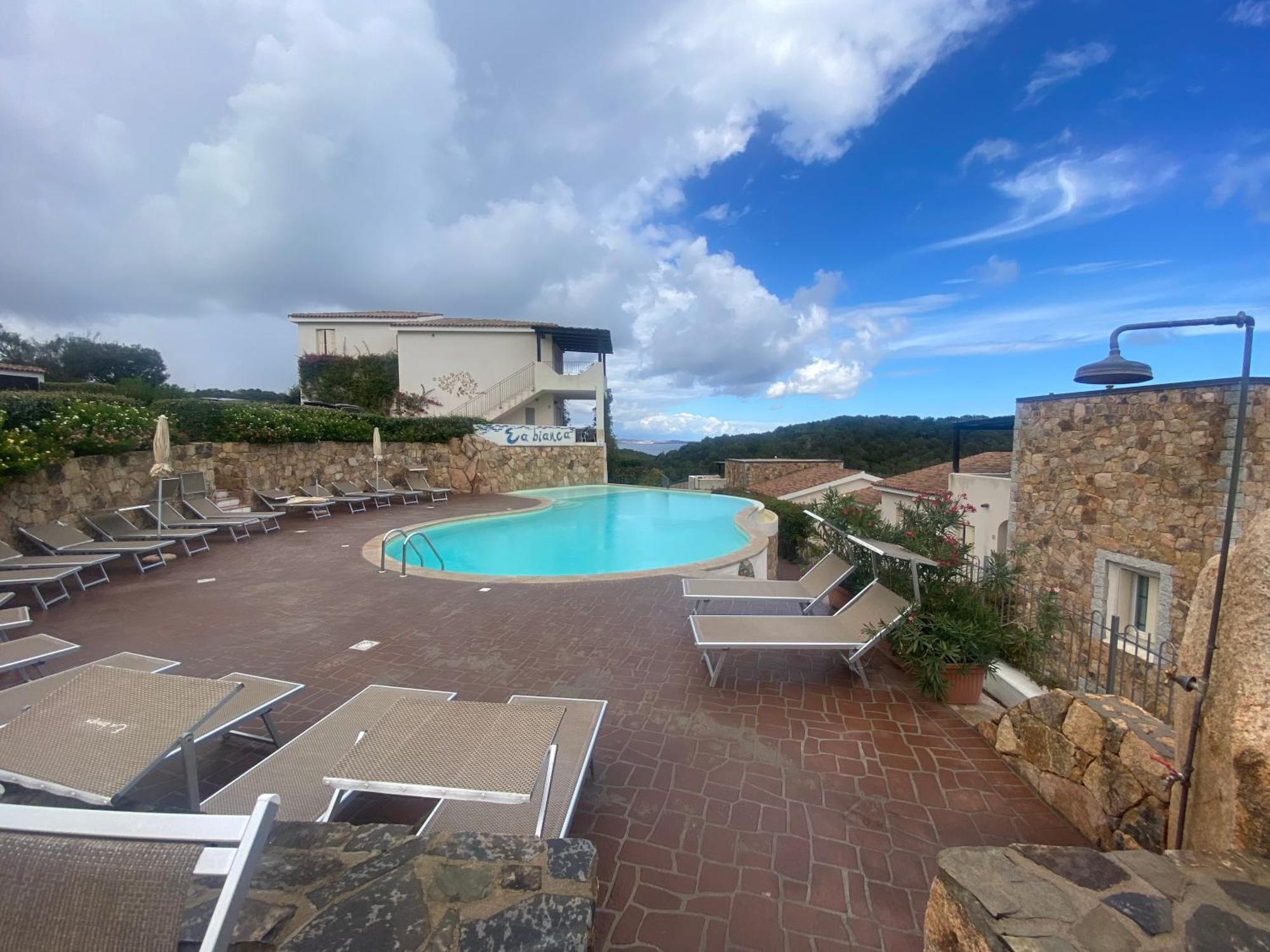 Casa Stella Residence Ea Bianca Baja Sardinia Esterno foto