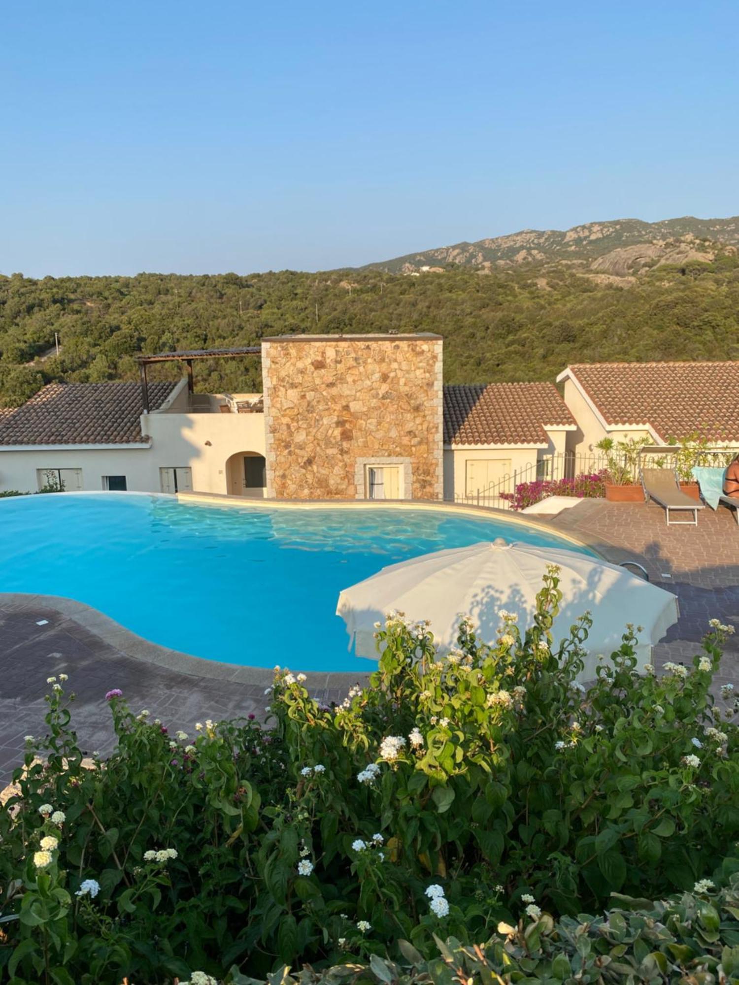 Casa Stella Residence Ea Bianca Baja Sardinia Esterno foto